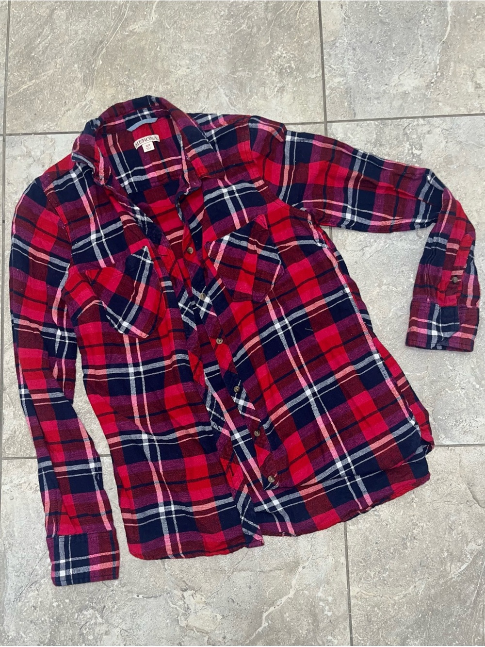 Women Red & Navy Plaid Button-Up Shirt